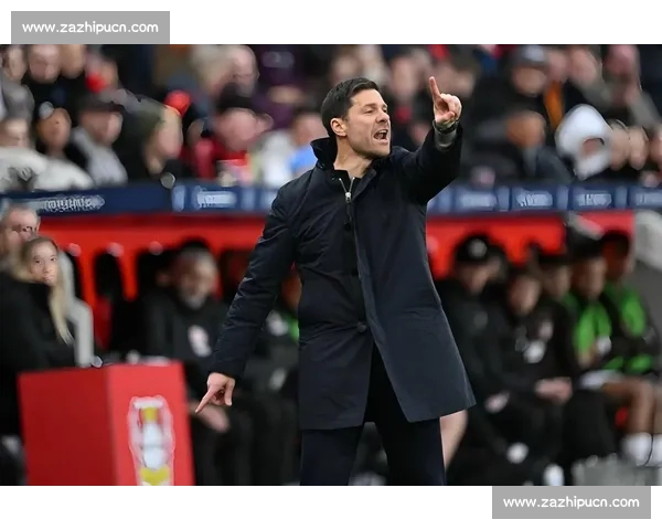 阿隆索执教风格揭秘：铁血治军似弗里克，迥异安切洛蒂儒雅风范