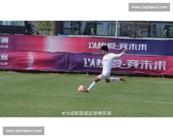 高佑思与罗亚瑟直击苏超：南通足球的跨文化热力场